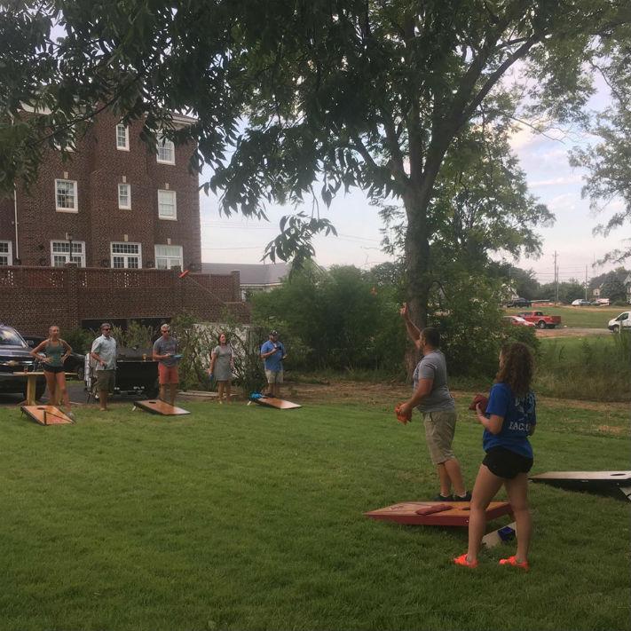 Cornhole-Tournament-Players